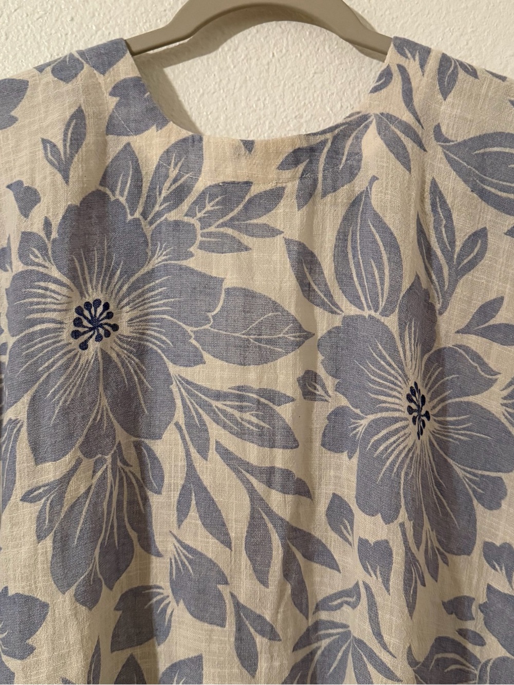Olivaceous Women’s Blue 100% Cotton Floral Tunic Coverup Size Medium - Picture 8 of 11